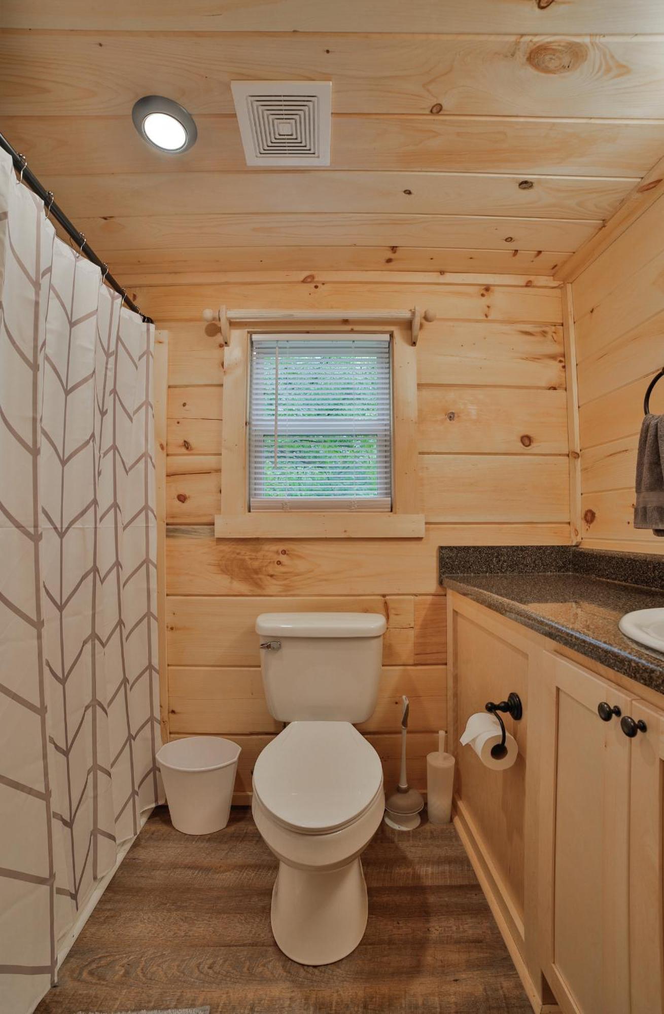 Lena Cabin Wooded Tiny Cabin - Hot Tub Chattanooga Eksteriør billede