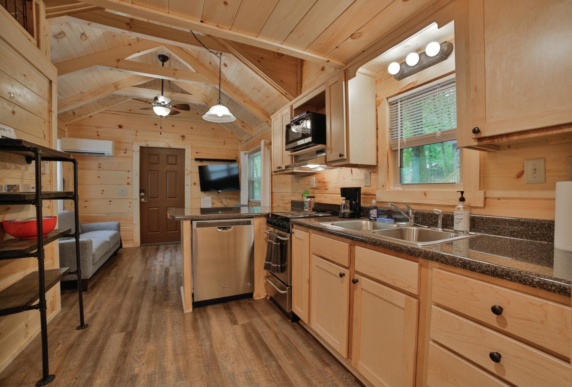 Lena Cabin Wooded Tiny Cabin - Hot Tub Chattanooga Eksteriør billede